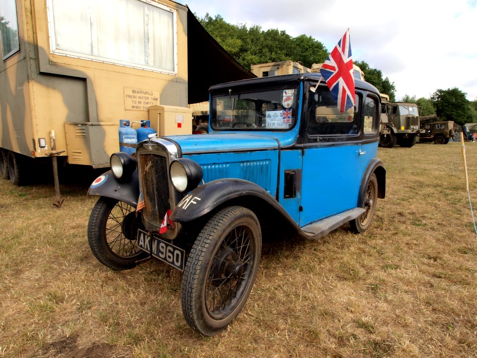 RAF Austin Filmcar AKM960 at the War and Peace show pic3
