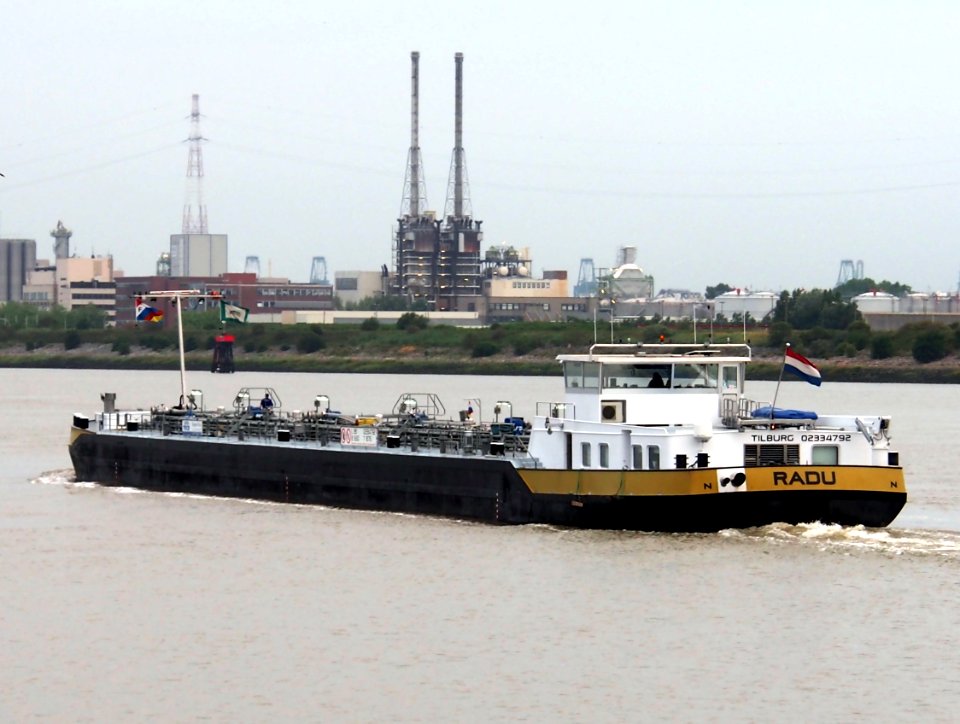 Radu - ENI 02334792, Van Cauwelaertsluis, Port of Antwerp pic1