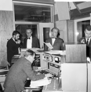 Radionachtuitzending verkiezingen in Amerika, Henk Neuman en Kees Buurman, Bestanddeelnr 917-0893