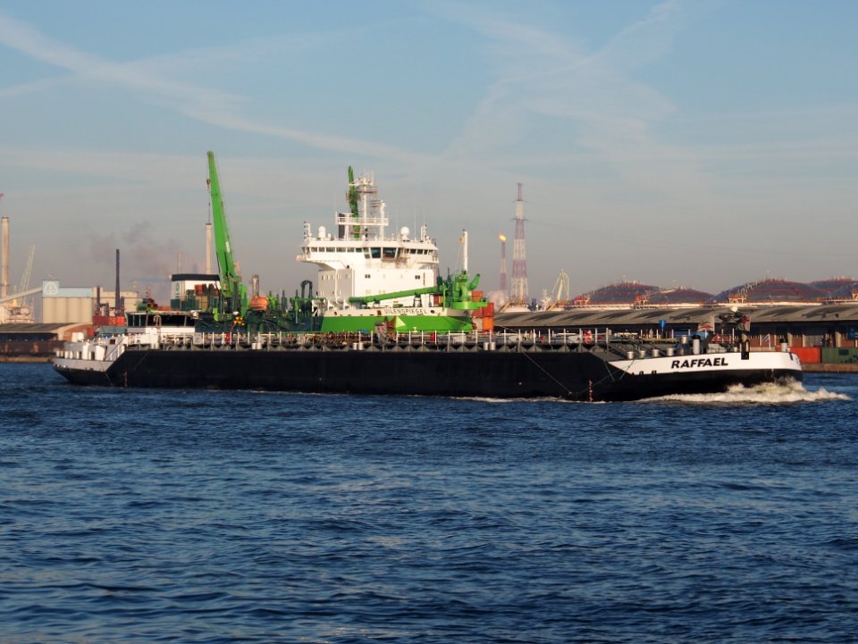 Raffael (ship, 1996) ENI 02326925, Port of Antwerp