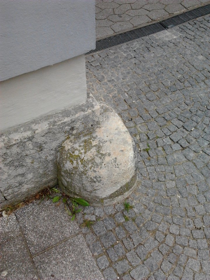 Radabweiser Eichstätt Durchfahrt Domplatz 7-9 (2)