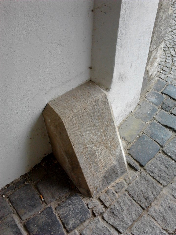 Radabweiser Eichstätt Leuchtenbergstr 1-Tunnel (3)