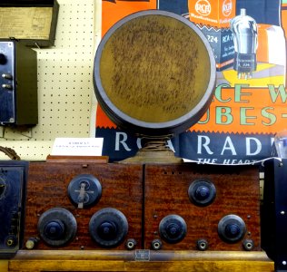 Radiola V, Radio Corporation of America - New England Wireless & Steam Museum - East Greenwich, RI - DSC06651