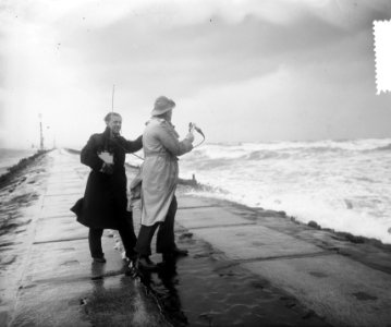 Radioreporters bij doorbraakgat S. S. Faustus, Bestanddeelnr 905-4092