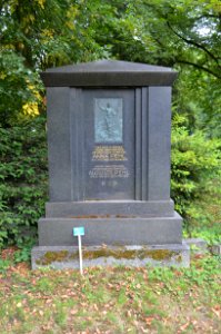 Rödelheim, Friedhof, Grab C 31 Pehl