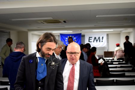 Réunion publique de La République En Marche ! Japon, avec le député Cédric Villani le jeudi 22 novembre de à Akasaka, Tokyo