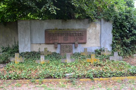 Rödelheim, Friedhof, Kriegerdenkmal