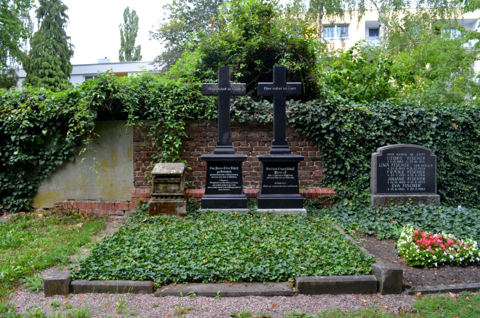 Rödelheim, Friedhof, Grab C adM 29 Lohoff
