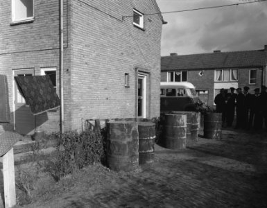 Radioactief onderzoek van de schoorsteen aangetast, Bestanddeelnr 909-3405