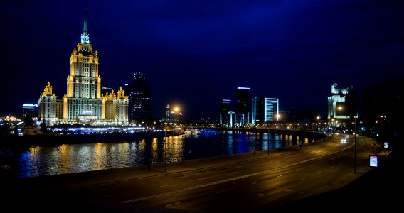 Radisson Royal (211075647)