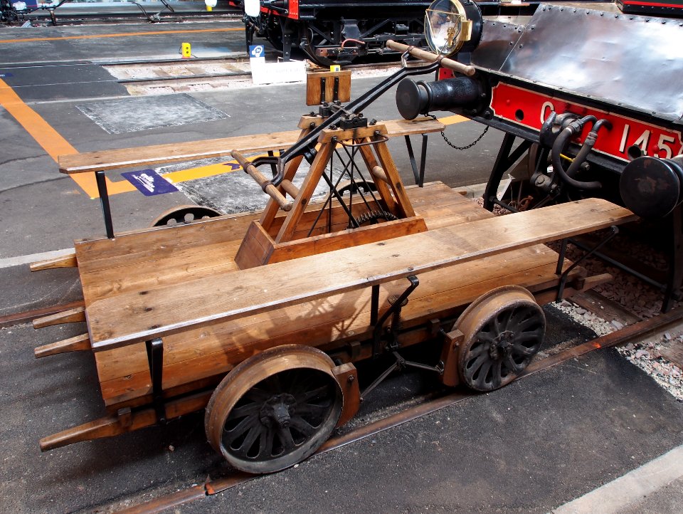 Railway inspection cart pic2