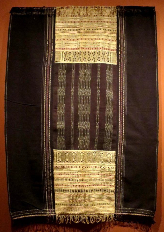Ragidup (prestige cloth) from Lake Toba, Batak, Honolulu Museum of Art