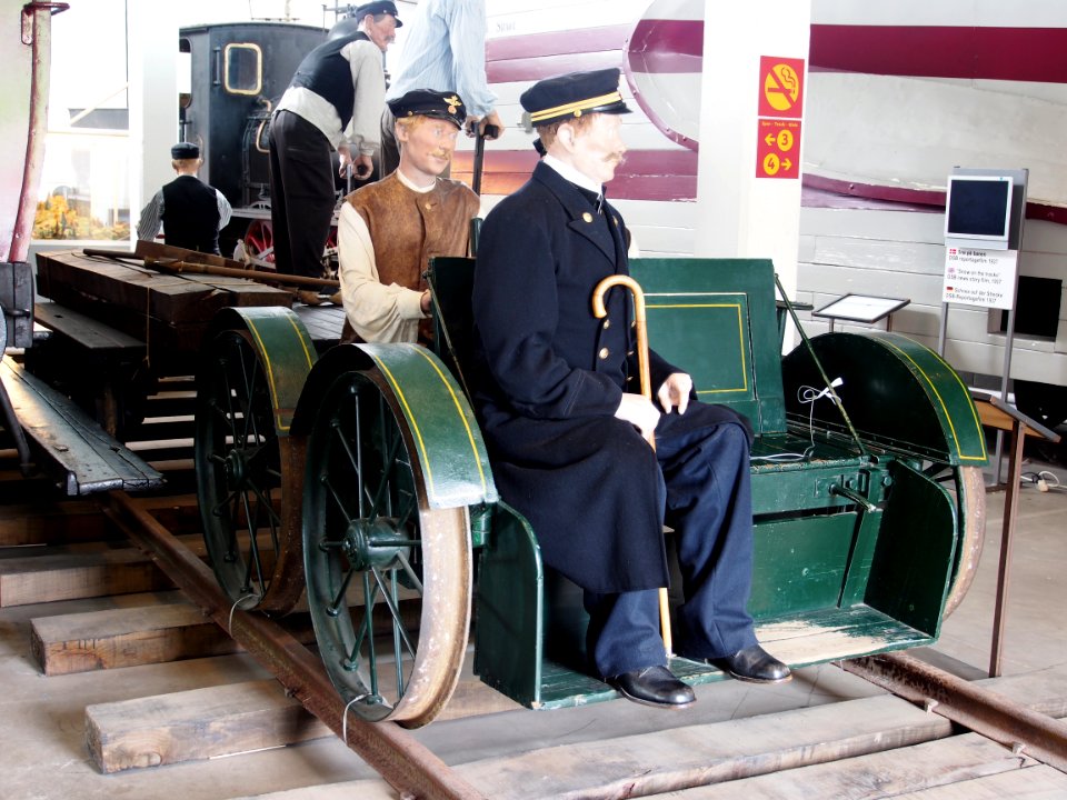 Railway trolley for inspection, pic2