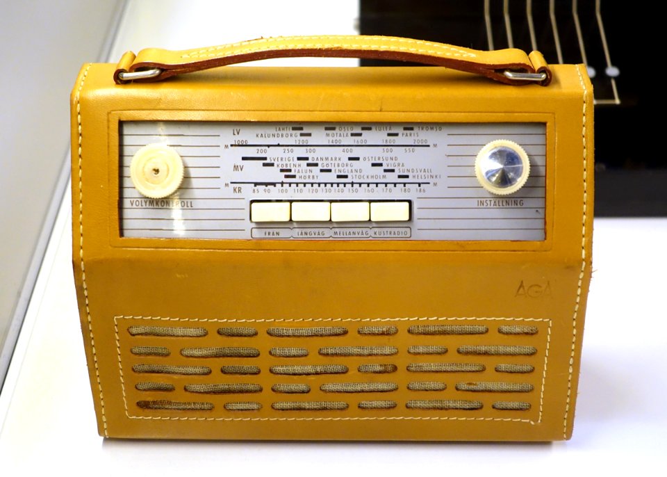Radio receiver, transistor, AGA, 1960s, TeM48048 - Tekniska museet - Stockholm, Sweden - DSC01588