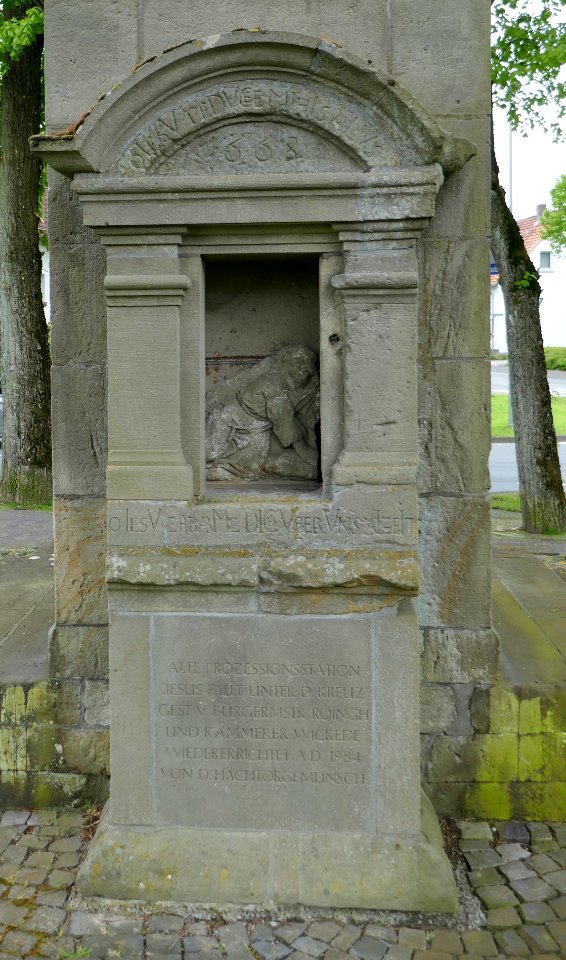Rüthen - Prozessionsstation am Hachtorkreisel