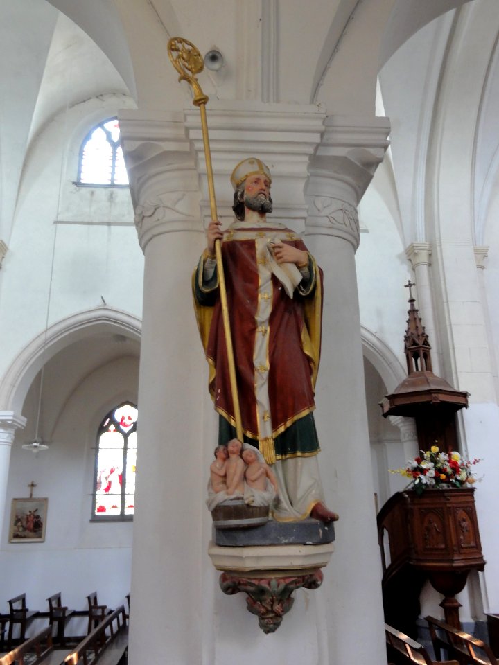 Résigny (Aisne) église, statue saint Nicolas