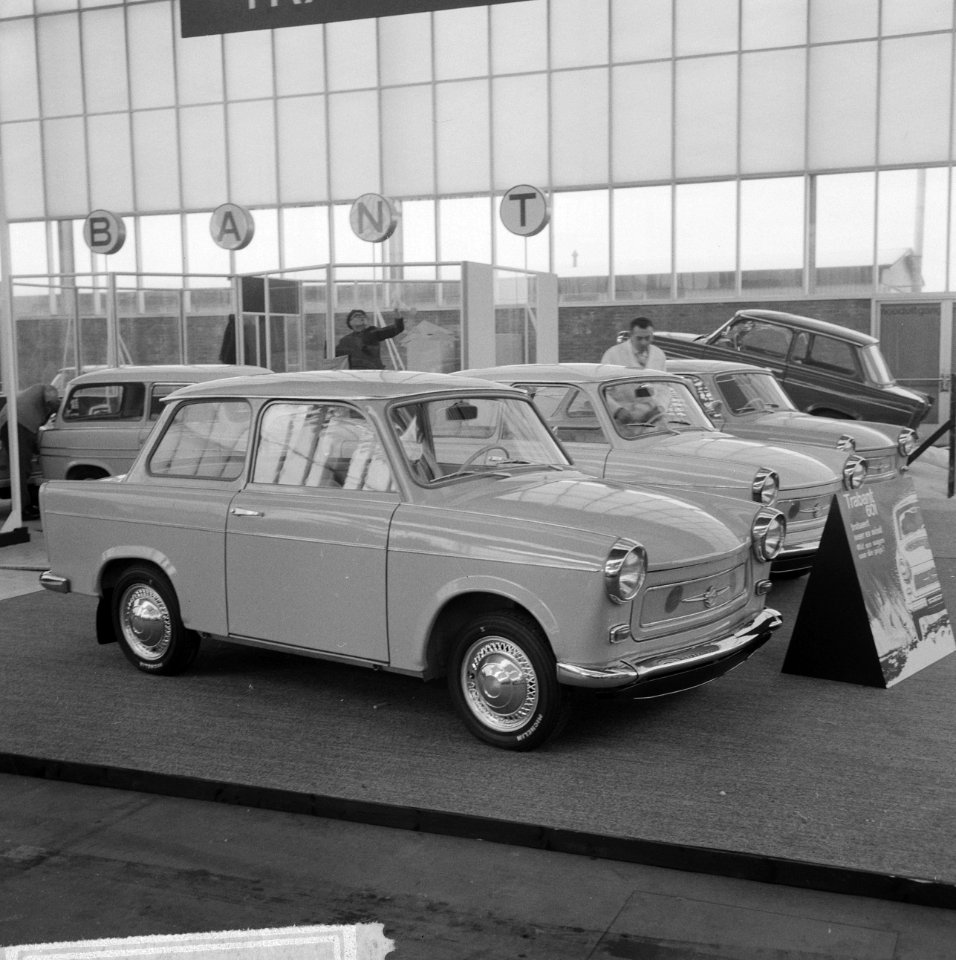 RAI autotentoonstelling, Trabant-stand, Bestanddeelnr 917-4381