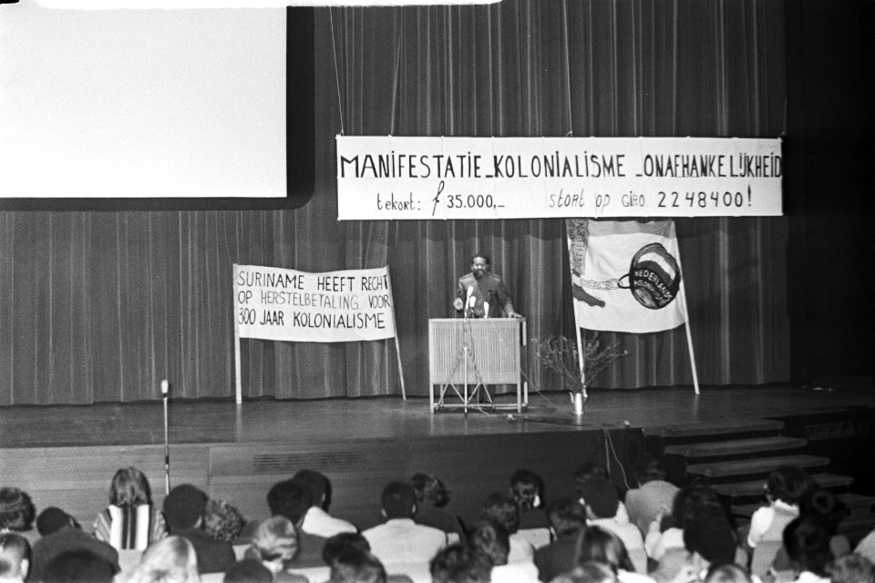R. Dobru (pseudoniem van Robin Raveles, secretaris PNR Suriname) aan het woord, Bestanddeelnr 924-3738