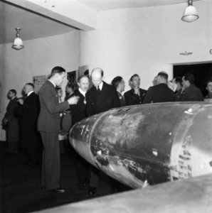 RAF-tentoonstelling in de Bijenkorf Amsterdam, Bestanddeelnr 900-9588