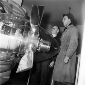 RAF-tentoonstelling in de Bijenkorf, Amsterdam, Bestanddeelnr 900-9502