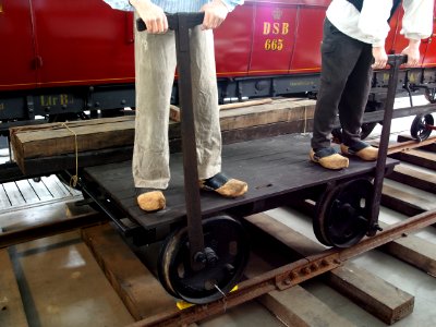 Railway T-trolley, pic2