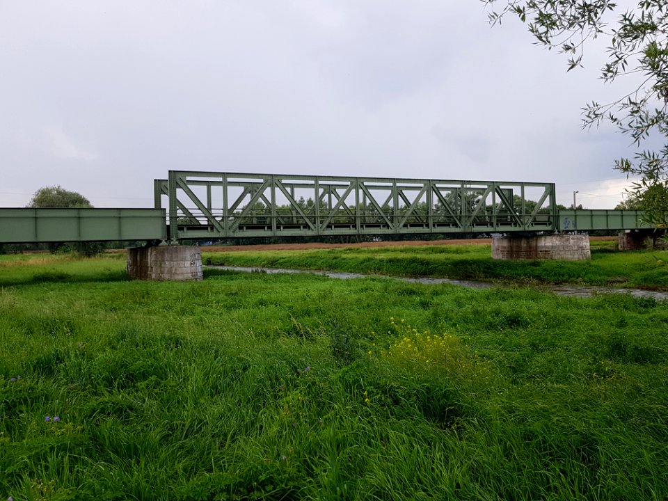 Railway bridge in Malé Hoštice (4)