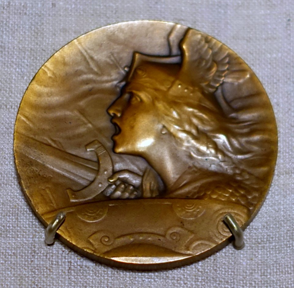 Raging France (Furens Gallia), by Pierre-Alexandre Morlon, 1907, bronze - Portland Museum of Art - Portland, Maine - DSC03963