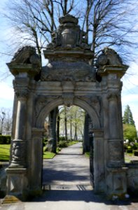 Rüthen - Zugangsportal zum Rüthener Friedhof