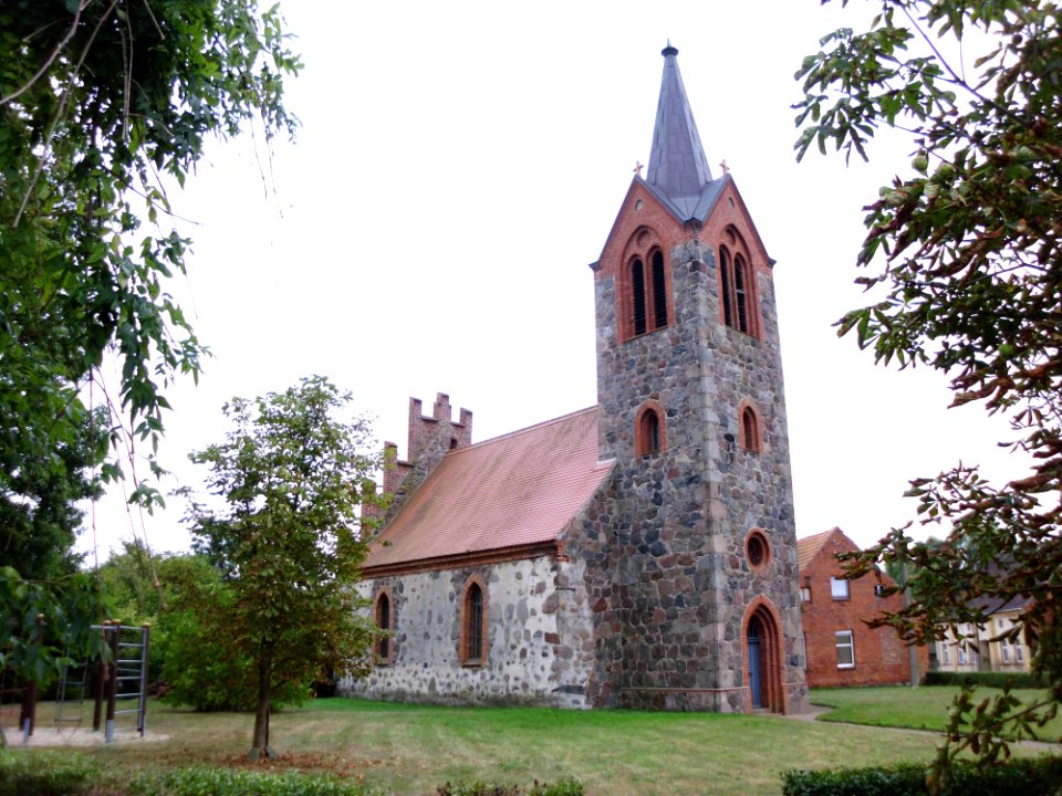 Rambow Kirche 3