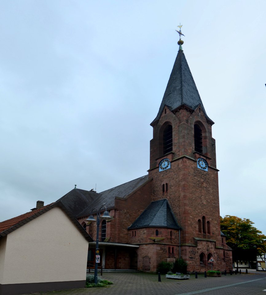 Rückingen, Evangelische Kirche