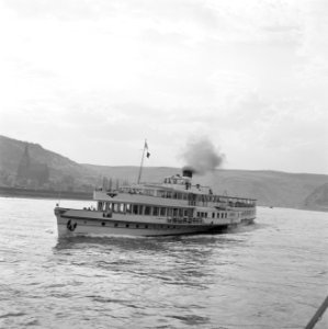 Raderstoomboot Goethe op de Rijn bij Oberwesel, Bestanddeelnr 254-1162