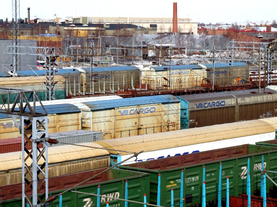 Railway Wagons Oulu 20060414