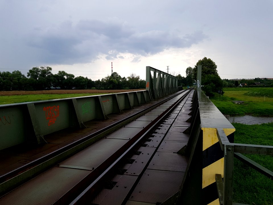 Railway bridge in Malé Hoštice (5)