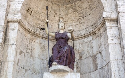 Goddess roma capitol hill italy