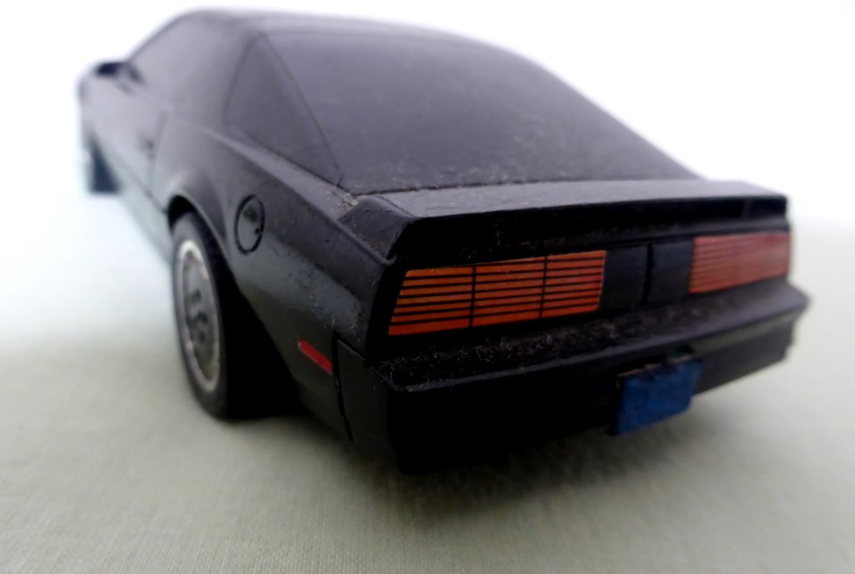 Radio controlled model car of KNIGHT 2000 (1)