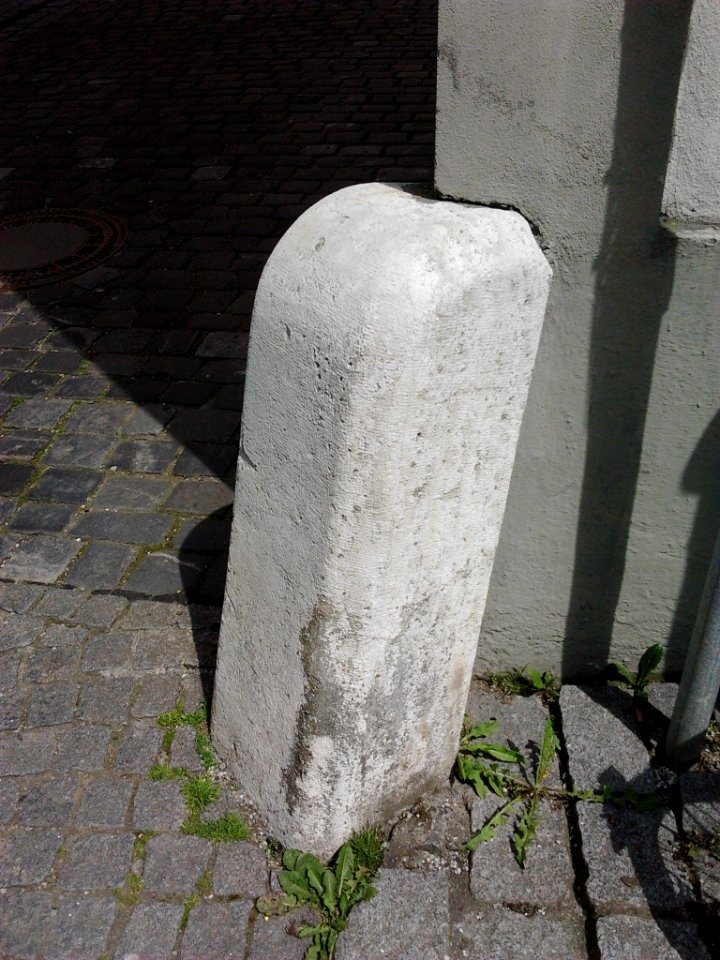 Radabweiser Eichstätt Pfahlstr–Fischergasse (Marktplatz 15) (2)