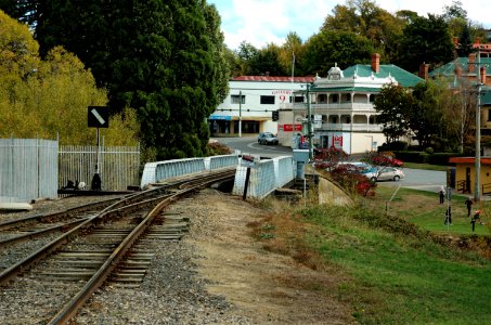 Rail-bridge-Deloraine-20070422-033