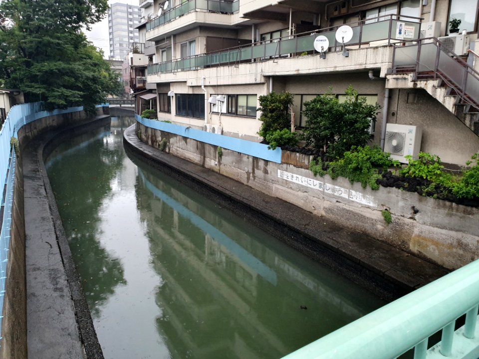 Rainy streetscapes around Tachiaigawa Station 4