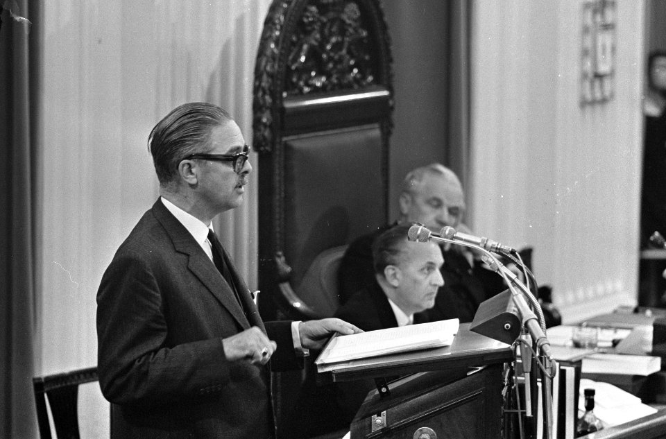 Radio en televisie in Tweede Kamer , mr. Geertsema (VV aan het woord, Bestanddeelnr 917-9385