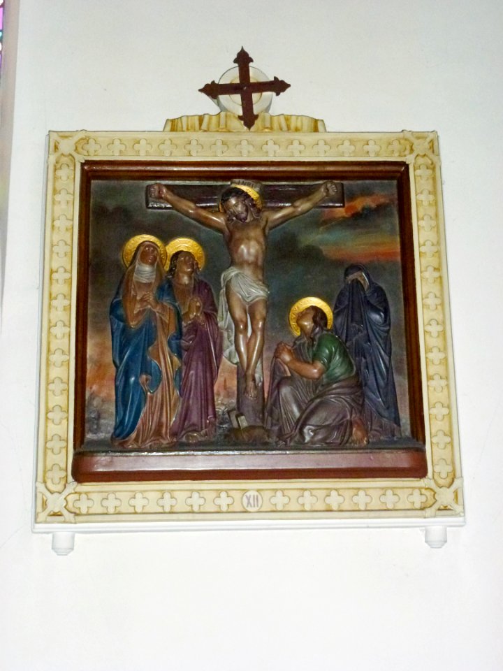 Raimbeaucourt (Nord, Fr) église, chemin de Croix, station 12
