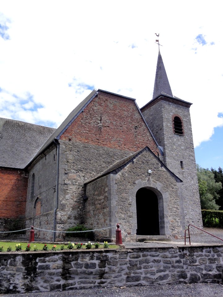 Rainsars (Nord, Fr) église, façade