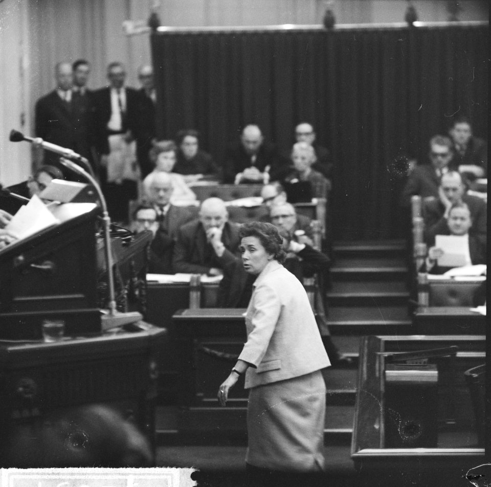 Radio en televisiedebat in de Tweede Kamer , mevrouw Van Someren Downer tijdens , Bestanddeelnr 917-2697