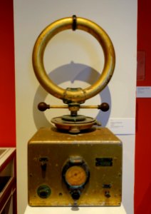 Radio direction finder, Bludworth, Inc., New York, c. 1947 - Cape Ann Museum - Gloucester, MA - DSC01422