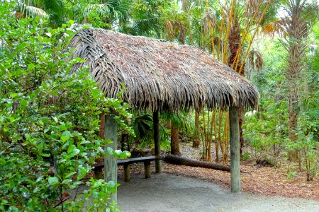 Rain shelter - McKee Botanical Garden - Vero Beach, Florida - DSC03097
