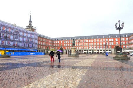 Rainy day at Plaza Mayor, Madrid, Spain - DSC07877 photo