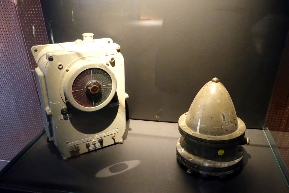 Radar detector PQ 11, 1950s, installed on Neptun and later Nacken - Marinmuseum, Karlskrona, Sweden - DSC08956