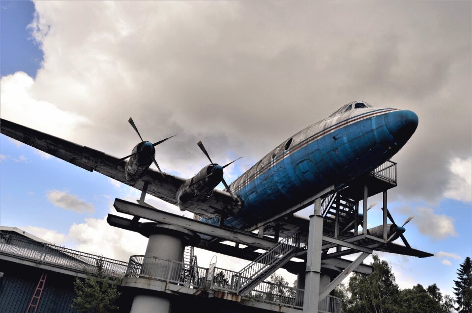 Amusement park building the high chaparral
