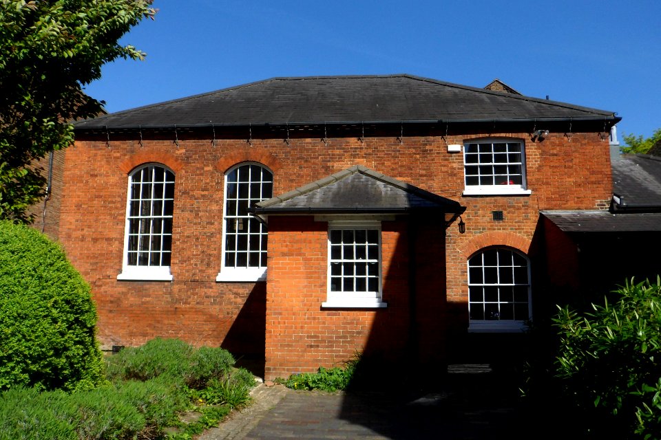 Quaker Meeting House, Ward Street, Guildford (April 2014, from West)