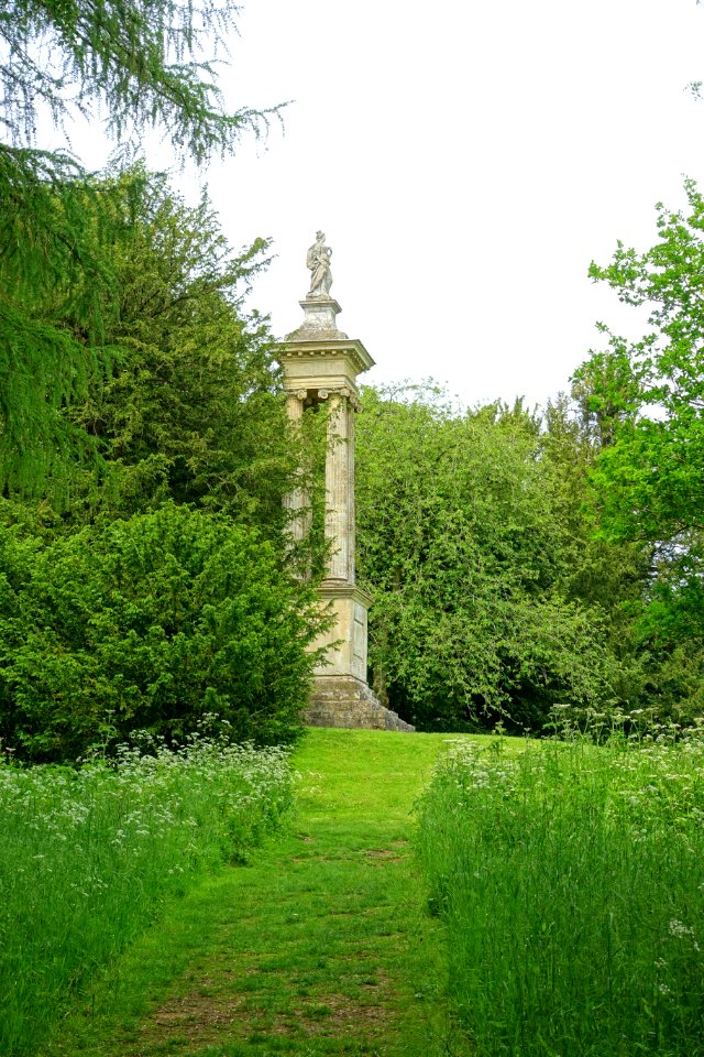 Queen Caroline Monument, Stowe - Buckinghamshire, England - DSC06953