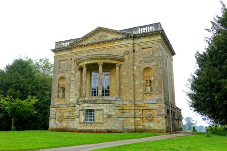 Queen's Temple, Stowe - Buckinghamshire, England - DSC07985